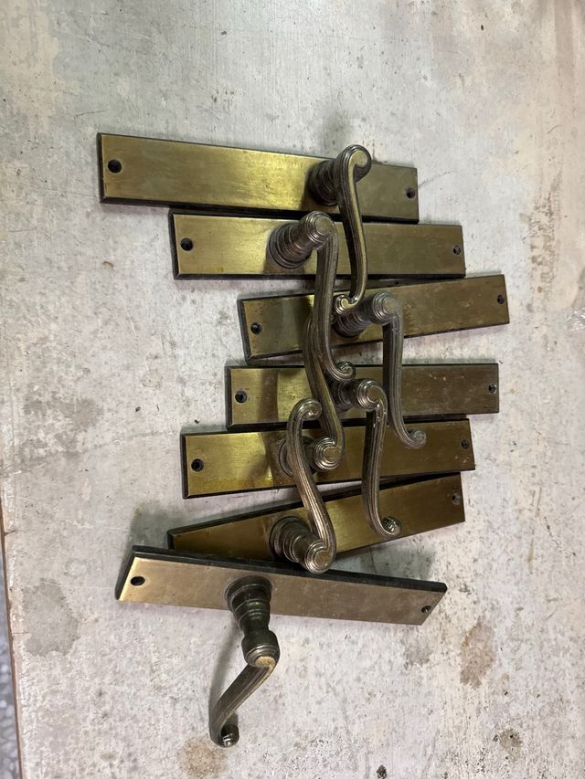 Conjunto de 6 tiradores de puerta de latón