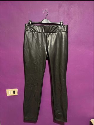 Leggings effetto pelle neri