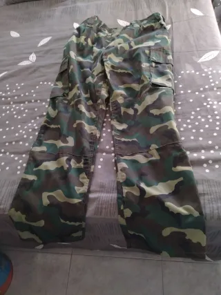 Conjunto camuflaje airsoft/caza.