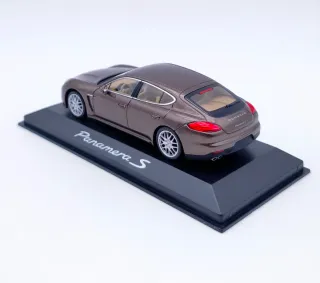 PORSCHE PANAMERA S 1:43 MINICHAMPS