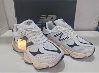 New Balance 9060 Sneakers Blancas y Azules
