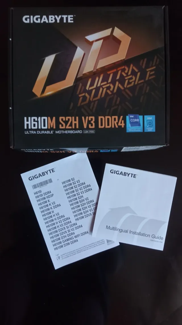Caja vacía Placa Base Gigabyte H610M S2H V3 DDR4