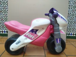 Andador y cochecito de muñecas Smoby. Moto feber