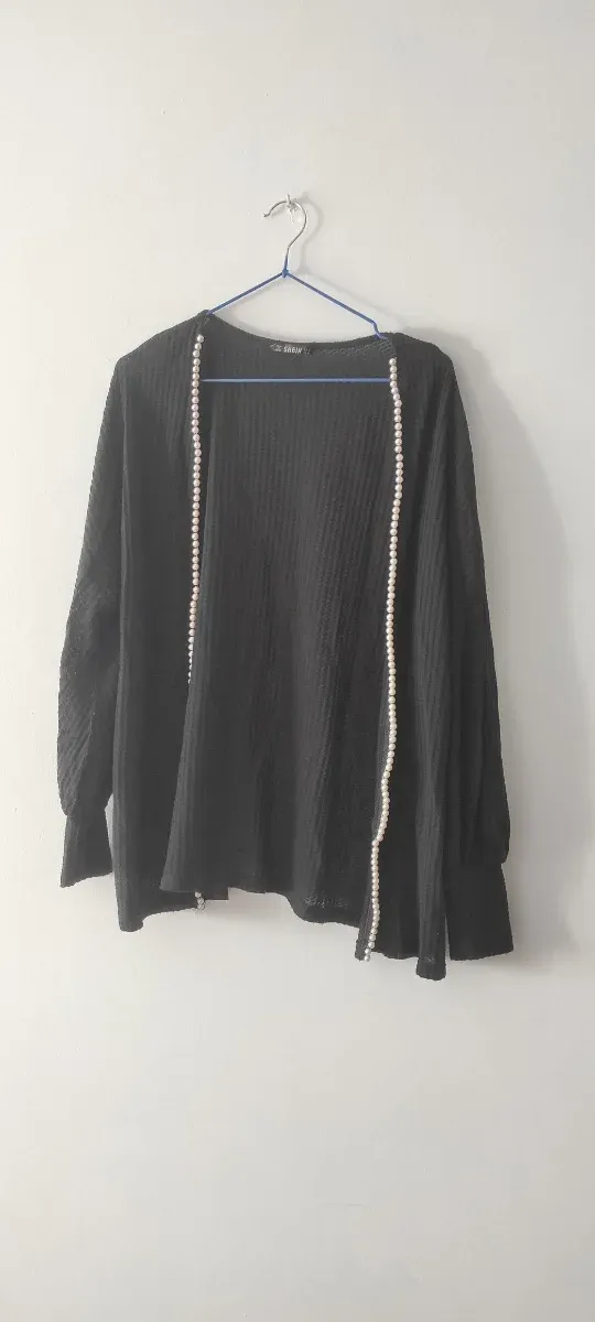 Cárdigan Shein con perlas