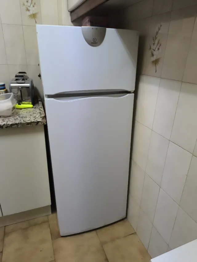 Frigorífico Indesit Blanco