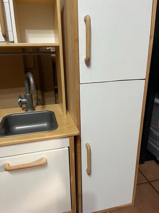 Cocinita Ikea + nevera madera