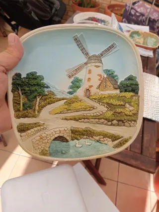 Plato antiguo de Forner y Sanchís.