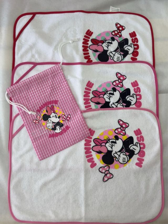 Set 3 Asciugamani Minnie Mouse + Sacchetto