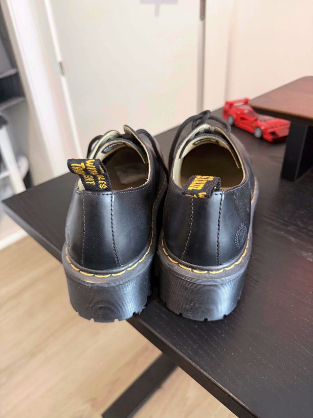 Zapatos Dr. Martens negros