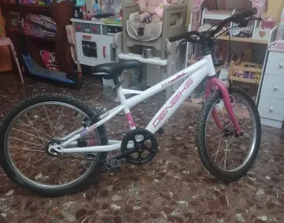 Bicicleta DENBIKE niña blanca y rosa