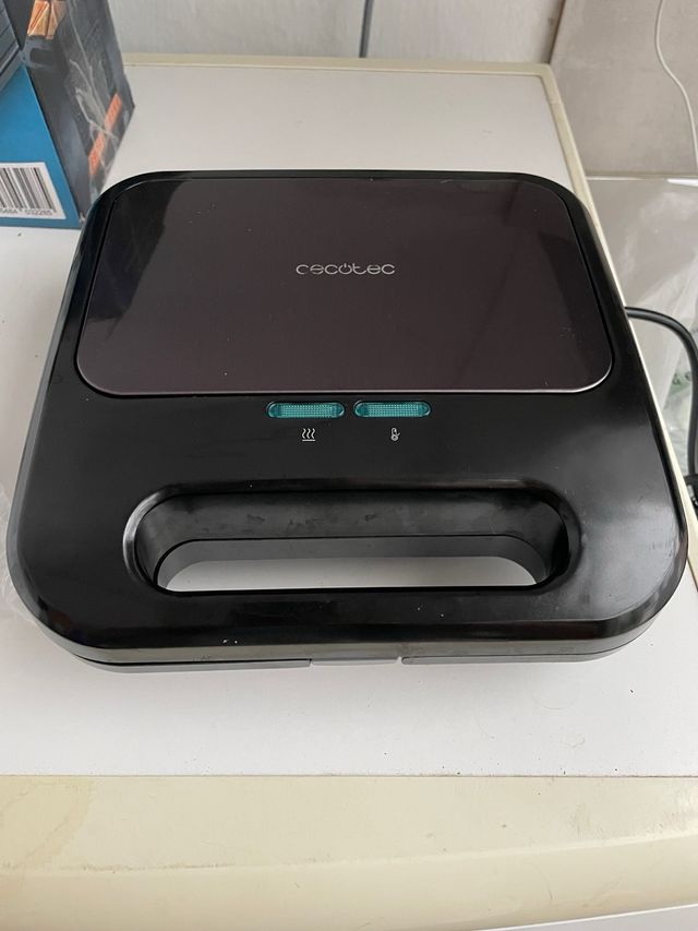 Tostadora Cecotec 3 en 1