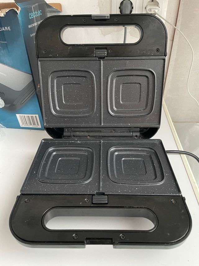 Tostadora Cecotec 3 en 1