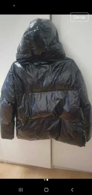 Cazadora negra brillante talla S