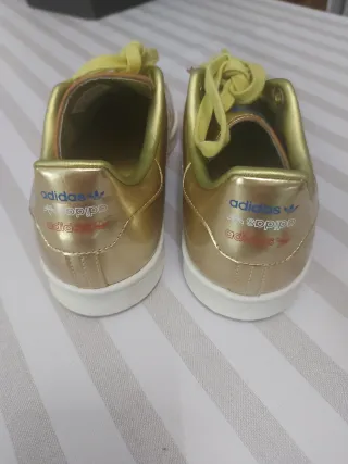 Zapatillas Adidas Doradas