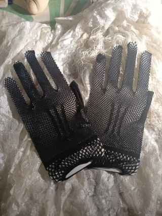 Guantes de rejilla negros