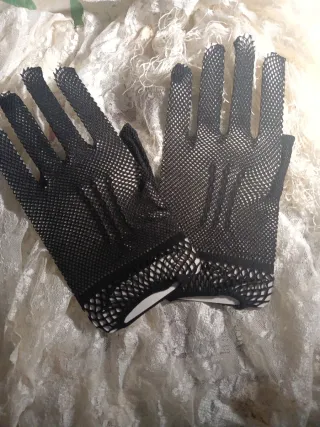 Guantes de rejilla negros