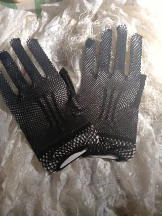 Guantes de rejilla negros