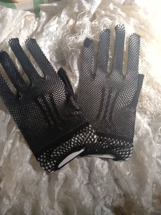 Guantes de rejilla negros