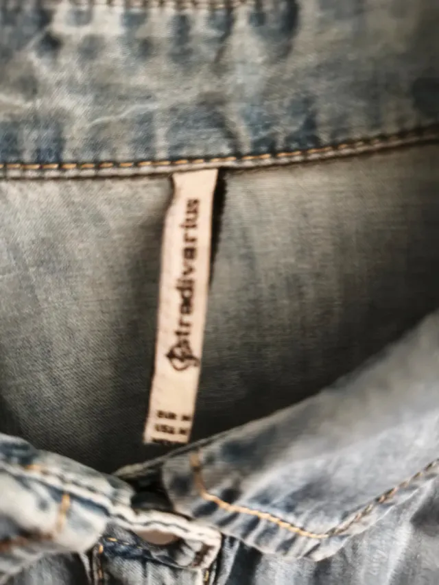 Camisa vaquera azul Stradivarius