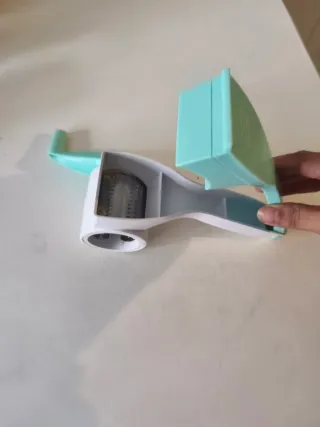 Grattugia Formaggio Manuale