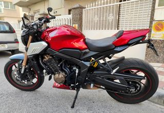 Honda CB 650R Roja