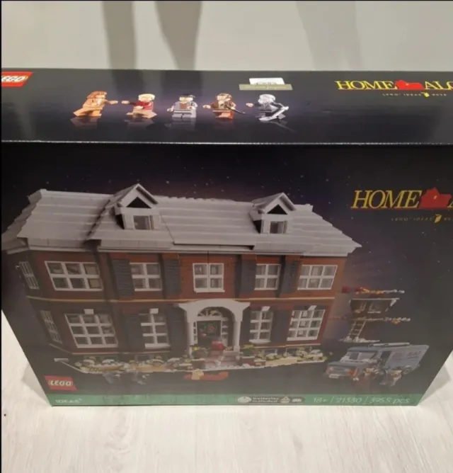 LEGO Ideas Solo en Casa 21330