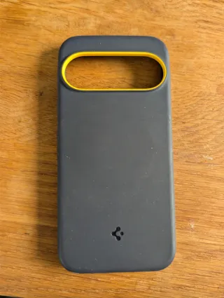 Funda Spigen Nano Pop Pixel 10 Pro + magfit soport