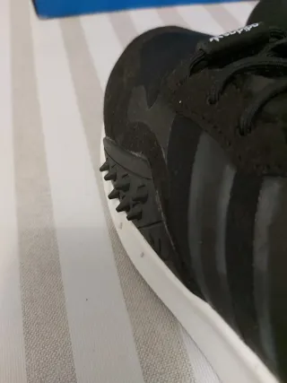 Zapatillas Adidas Negras y Multicolor