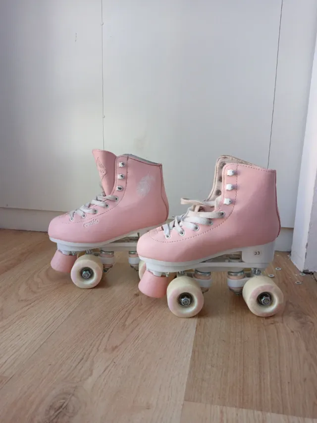 Patines artísticos 4 ruedas talla 33. oxelo.