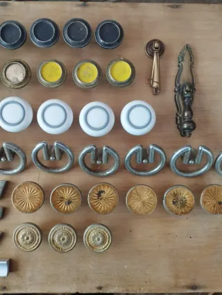 Pomos y tiradores de muebles a 0,50€/ud