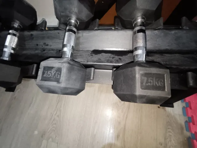 Rack Mancuernas Hexagonales y Redondas