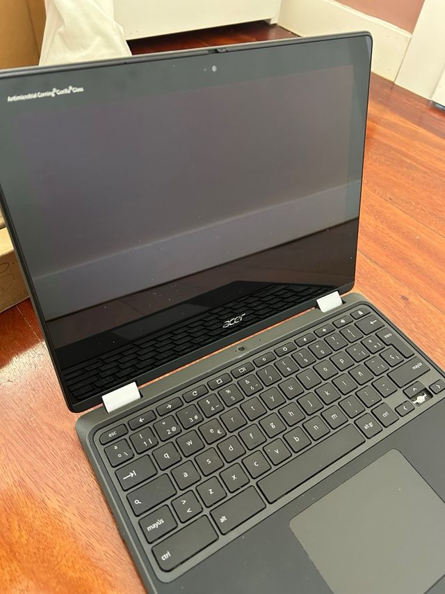 Chromebook Táctil Negro+ cargador+caja
