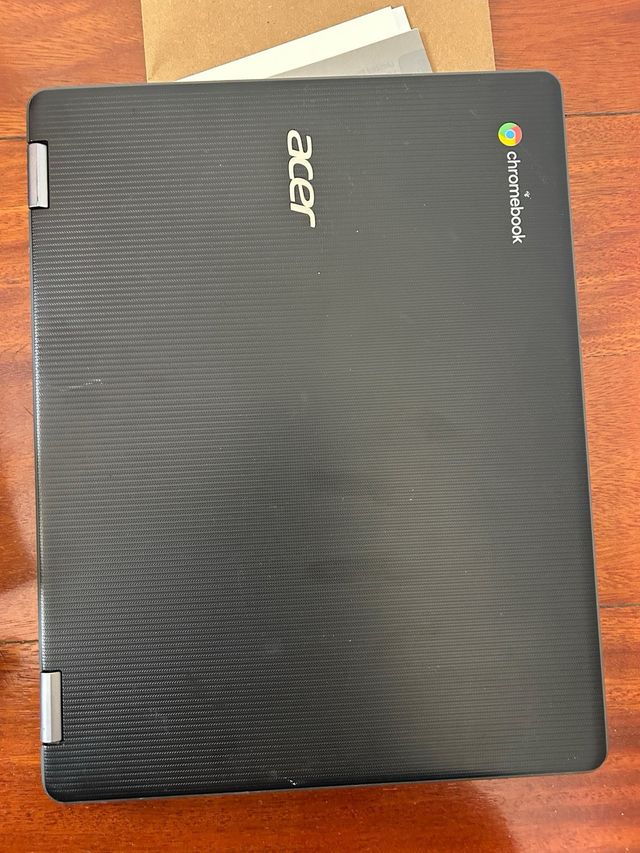 Chromebook Táctil Negro+ cargador+caja