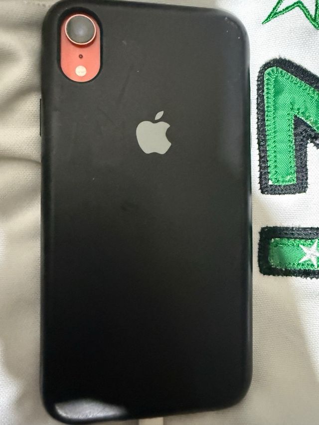 iPhone XR Coral Bloccato per pezzi