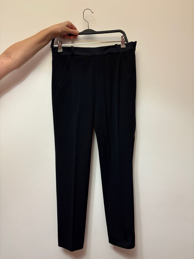 Pantalón y camisa rayas azul marino