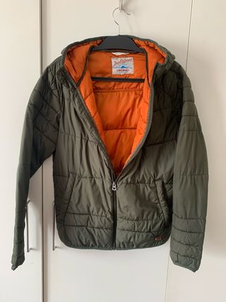 Chaqueta Jack & Jones verde con capucha