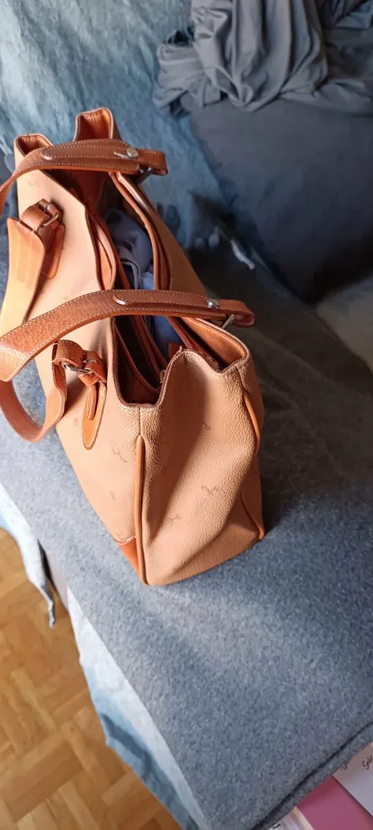 Bolso Petusco Marrón,asas y bajos de piel