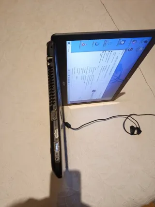 Portátil Acer Aspire E1-522 Negro