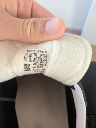 Adidas Gazelle Talla 42 Negro/Blanco