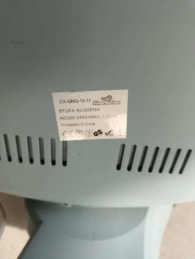 Stufa elettrica alogena a piantana 1200W