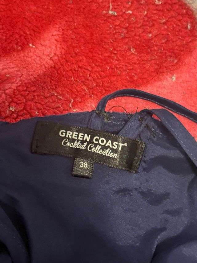 Vestido azul de fiesta con encaje