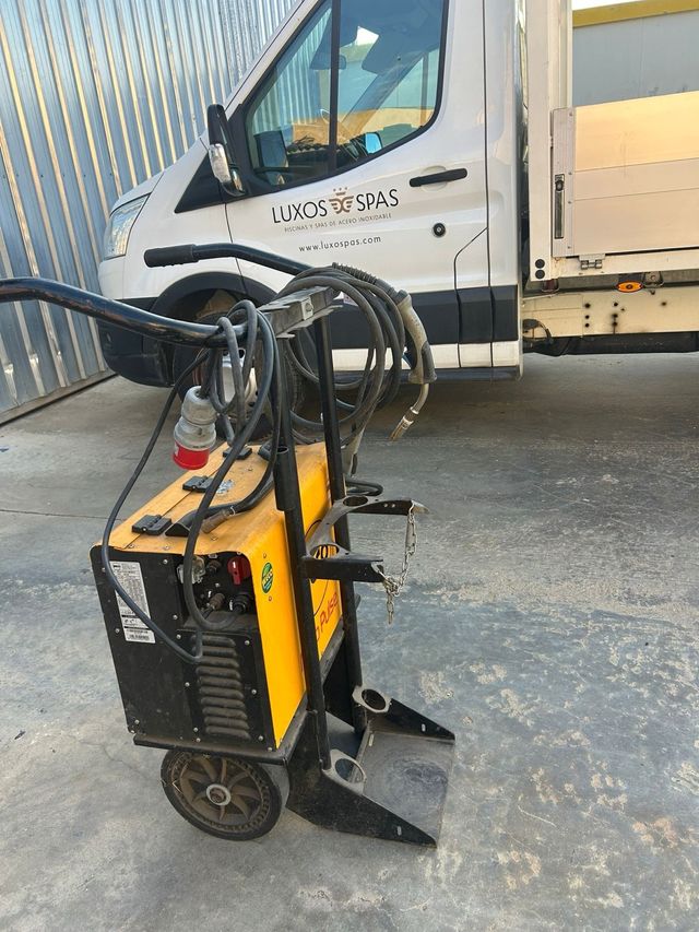 Soldadora Mig WECO Micro Pulse 302 MFK