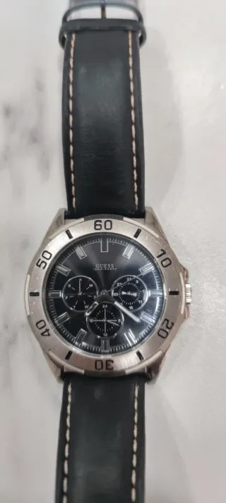 Reloj Guess Vintage Negro/Plata