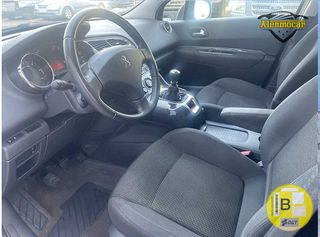 Peugeot 5008 AÑO 2014 7 PLAZAS