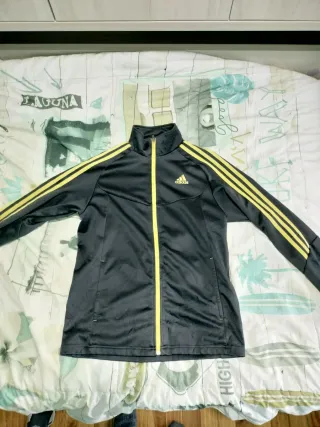 Sudadera Adidas Negra y Dorada Retro