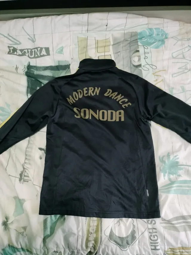 Sudadera Adidas Negra y Dorada Retro