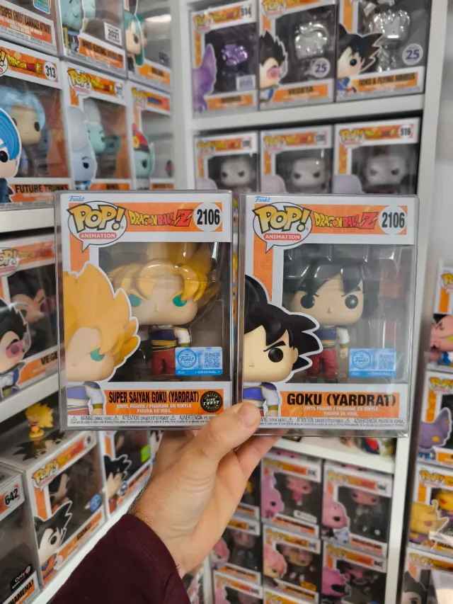 Bundle 2 Funko Pops Goku Yardrat 2106 + Glow Chase