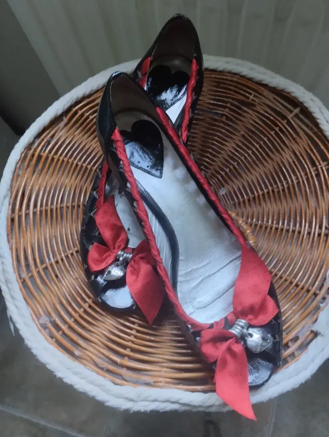 Bailarinas piel negras y rojas talla 37