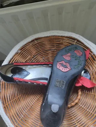 Bailarinas piel negras y rojas talla 37