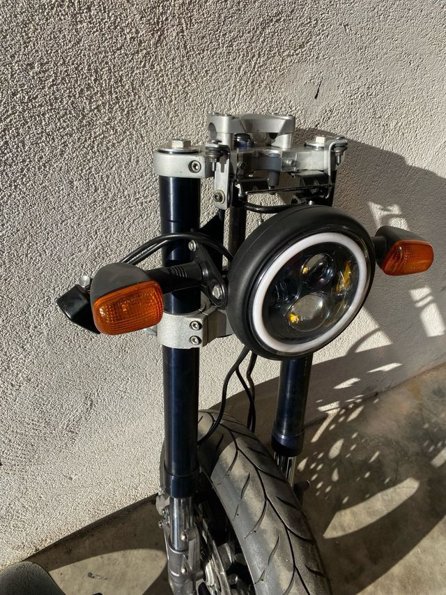 Horquilla delantera invertida Suzuki GS 500.